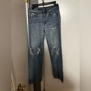 Size 4, American Eagle, Baggy Mid-Rise Jeans